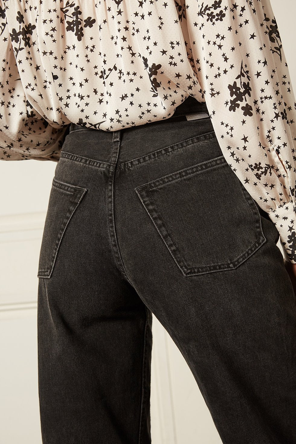 TOBY RELAXED AND TAPERED JEAN