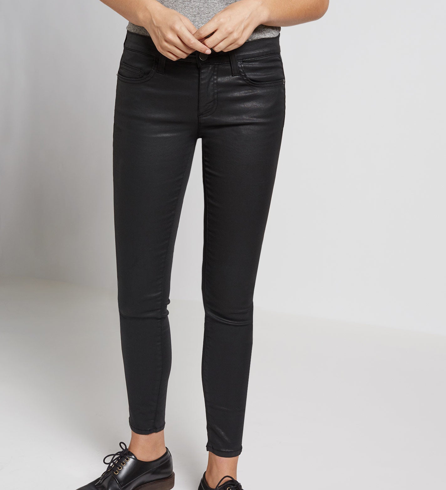 ce_1280-0642_black_20coated_6c246097-69f3-4e55-8c82-b652e7ef0bf6.jpg
