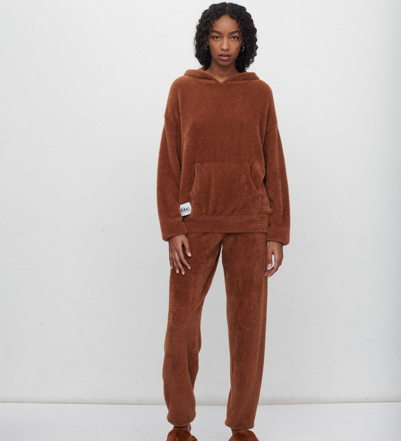 je_jj116_chestnut.jpg