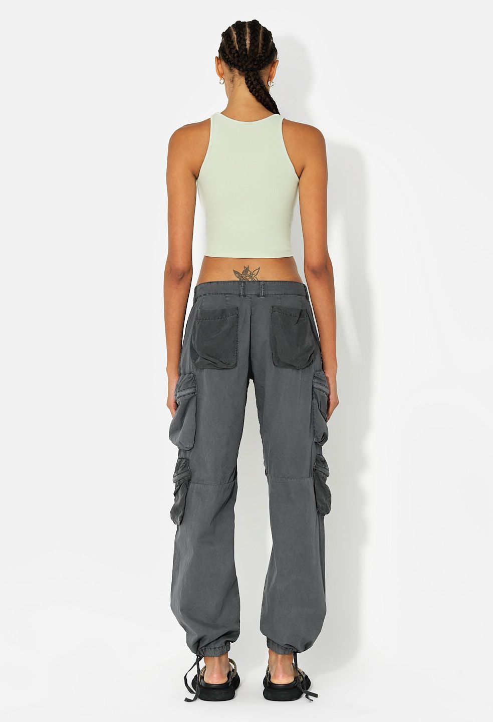 PANELED PARACHUTE CARGO