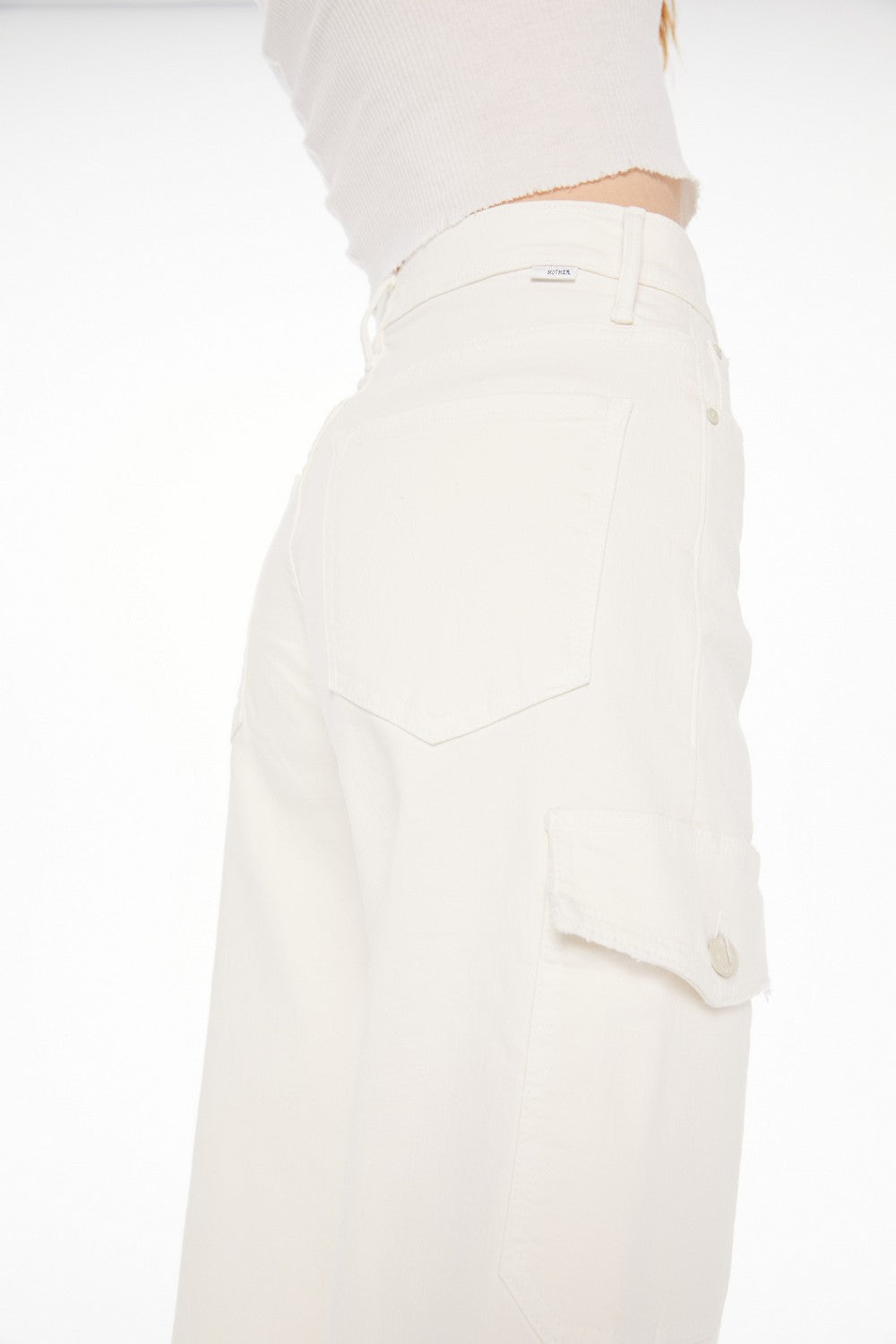 THE UNDERCOVER CARGO SNEAK