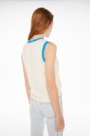 THE STRONG AND SILENT TYPE