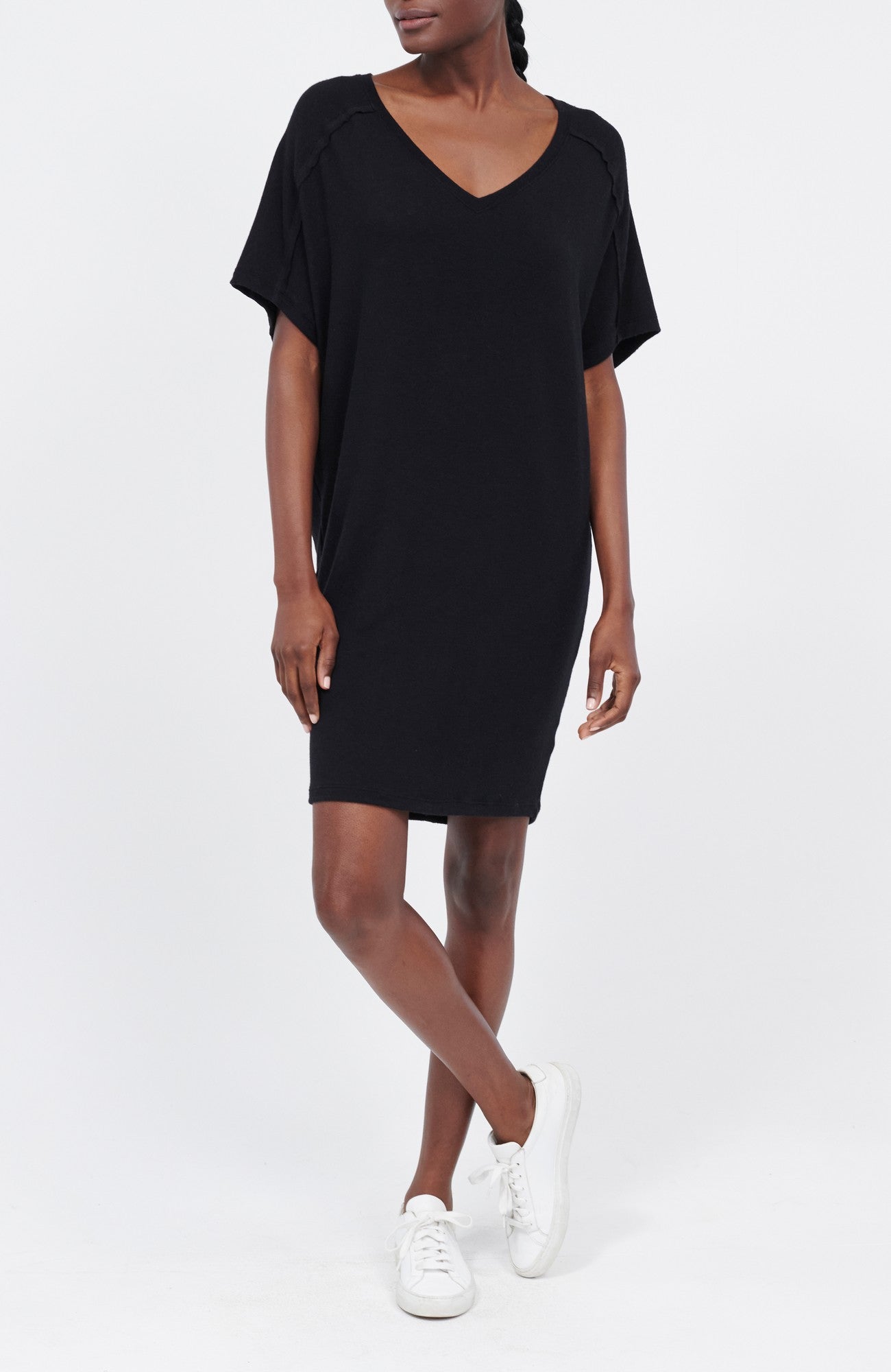 MICHELLE VNECK ELBOW SLEEVE DRESS