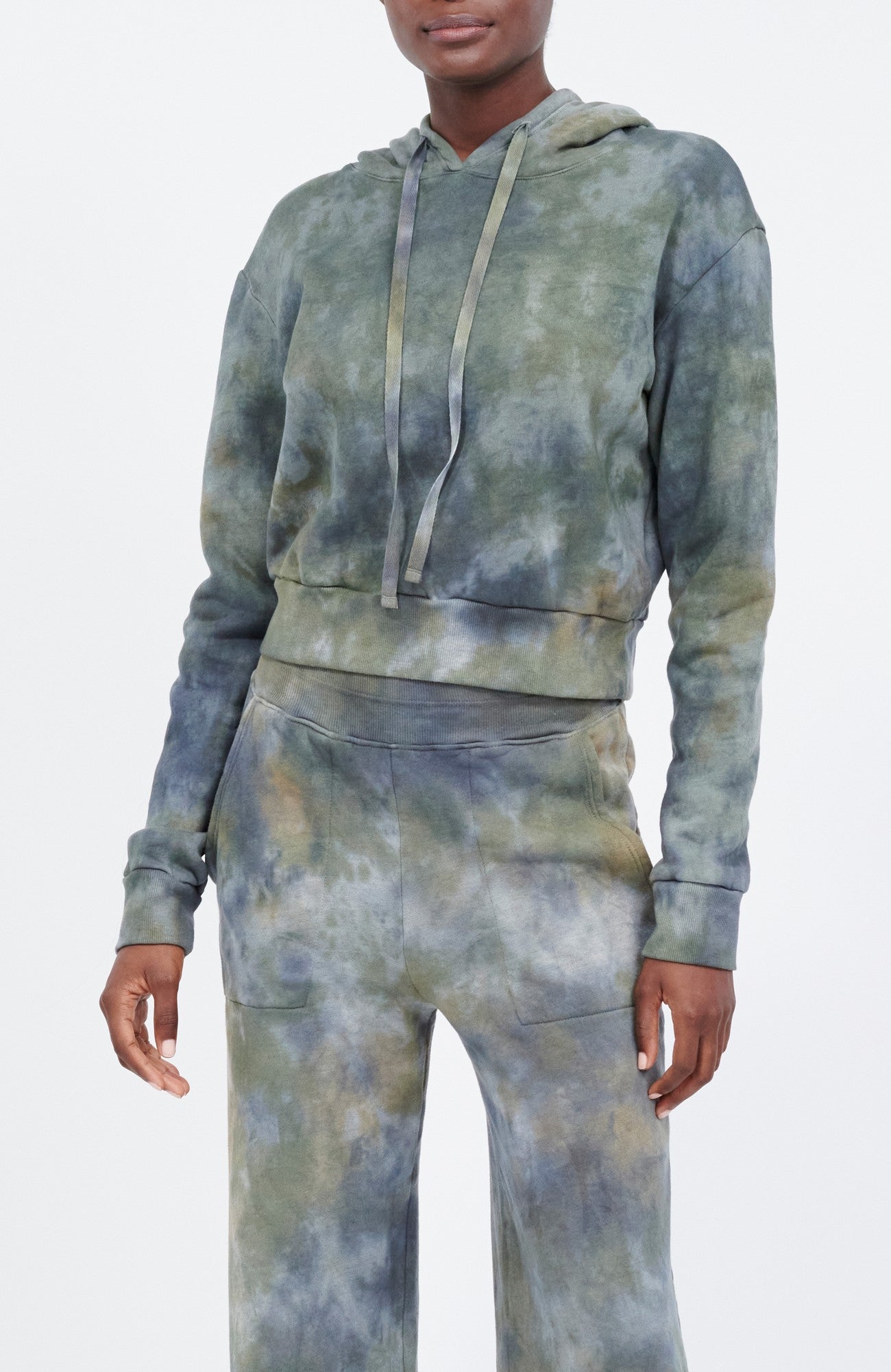 LIBBIE LS CROP HOODIE