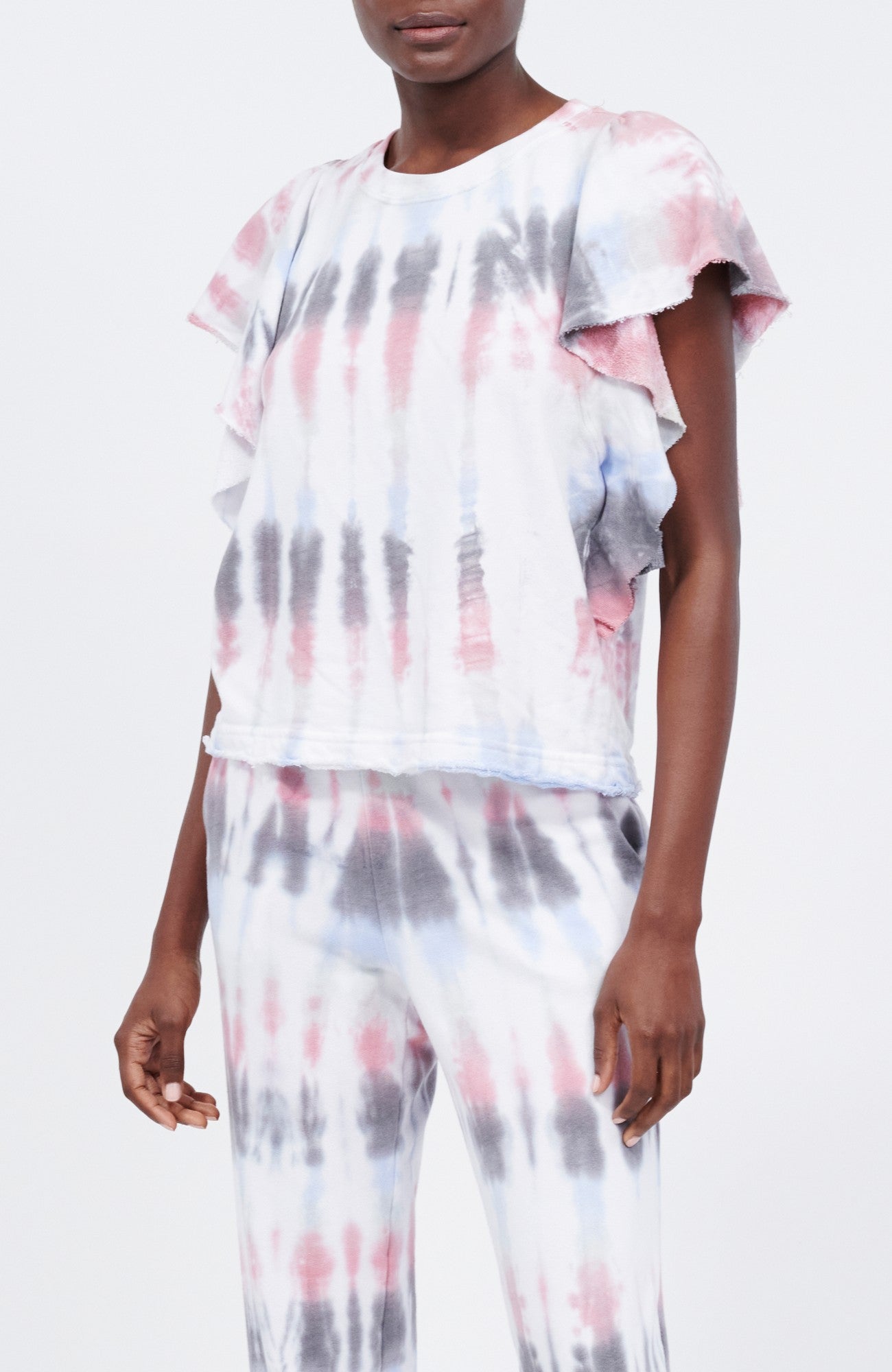 ARIANA FLUTTER SLEEVE PULLOVER