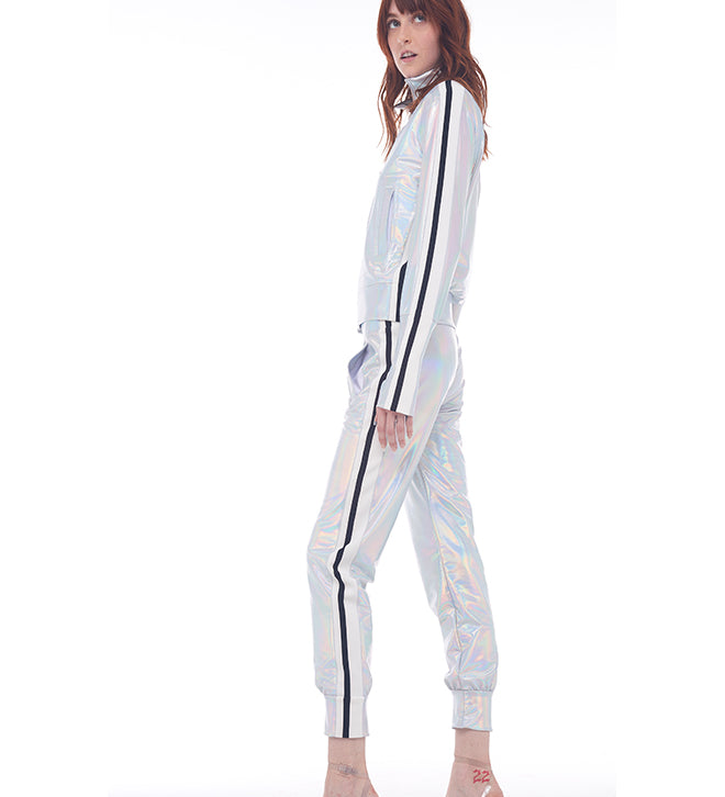 nk_st5214hg004906_hologram_2foffset_20stripe_2.jpg