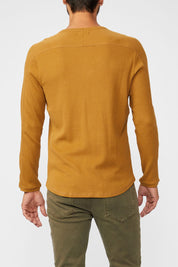 HUGHES TEE  HEIRLOOM GOLD