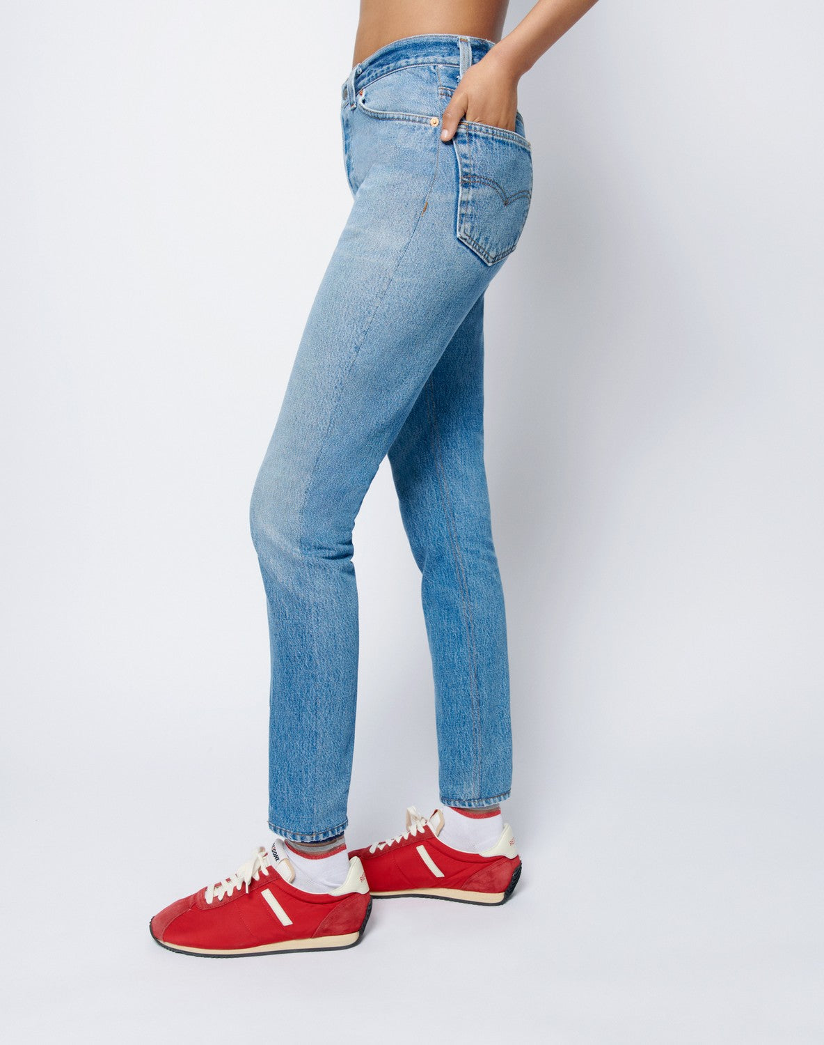 LEVIS STRAIGHT SKINNY