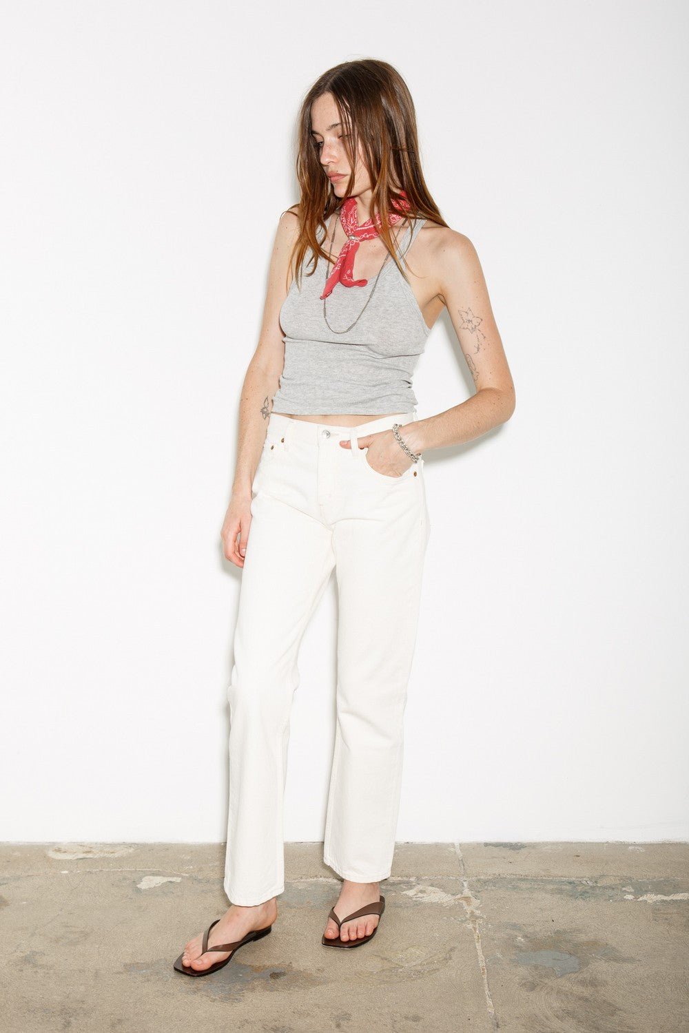 MID RISE BLONDIE CROP