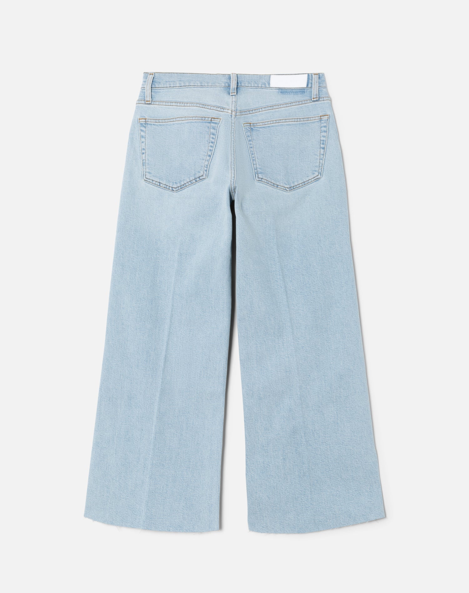 MID RISE WIDE LEG CROP