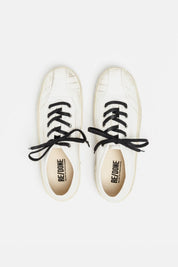 \70S LOW TOP STRIPED SNEAKER