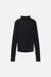 RIBBED TURTLENECK